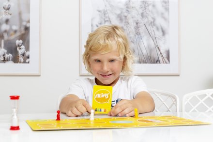 tactic_настольная_игра_"junior_alias_-_скажи_иначе"_для_малышей_58767T_2