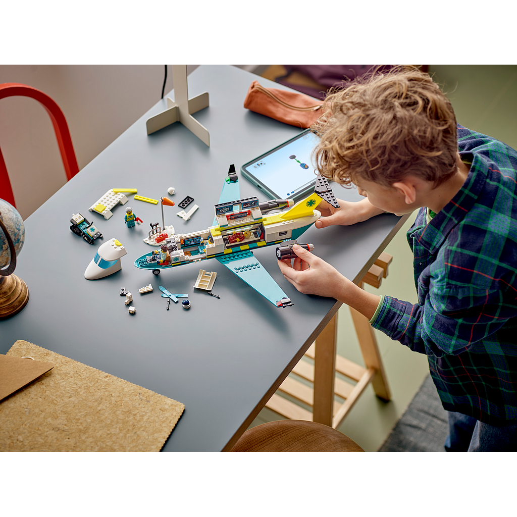 lego_city_kiirabilennuk_60465L_5