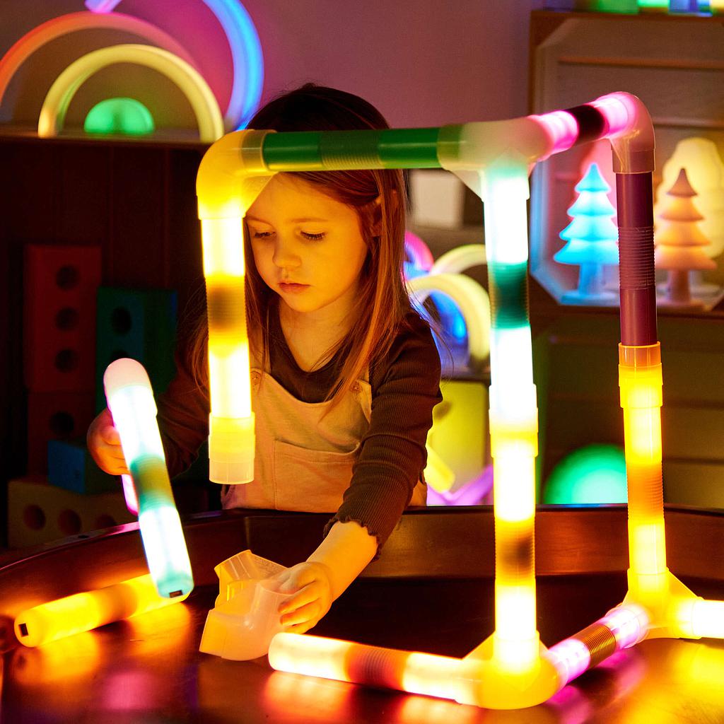 TTS Glow Cylinder Connectors 18pk